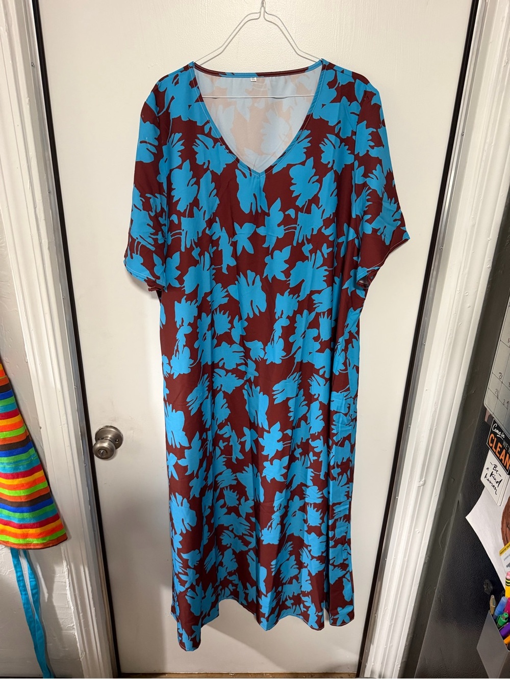 Blue Floral Print V-Neck Maxi Dress